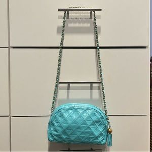 Chanel vintage diamond cc tassel camera bag